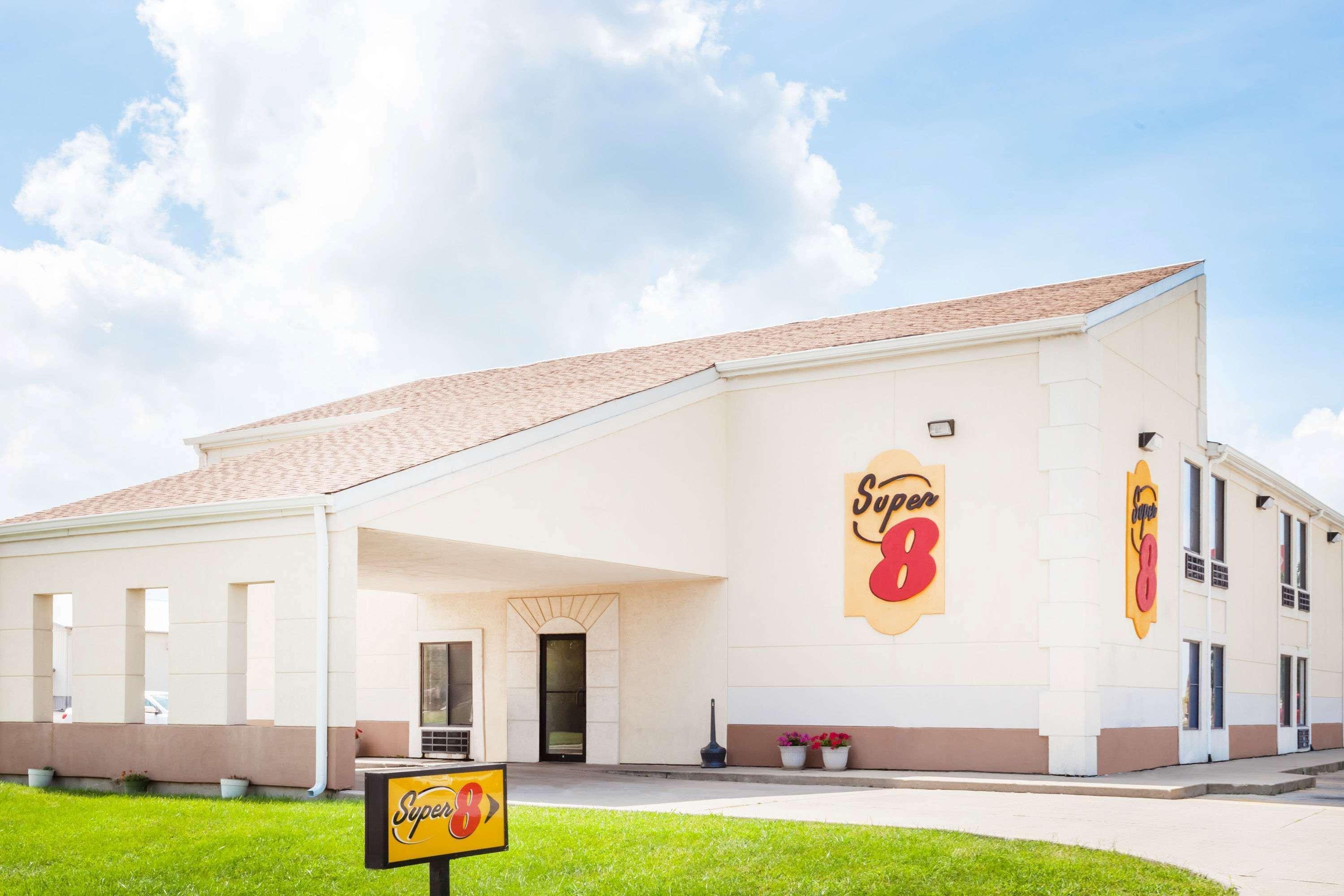 Super 8 By Wyndham 2*