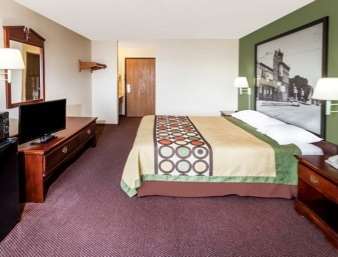 Super 8 By Wyndham Hotel 2*