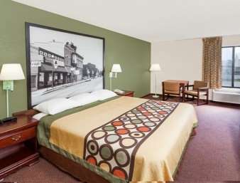 Super 8 By Wyndham Lincoln